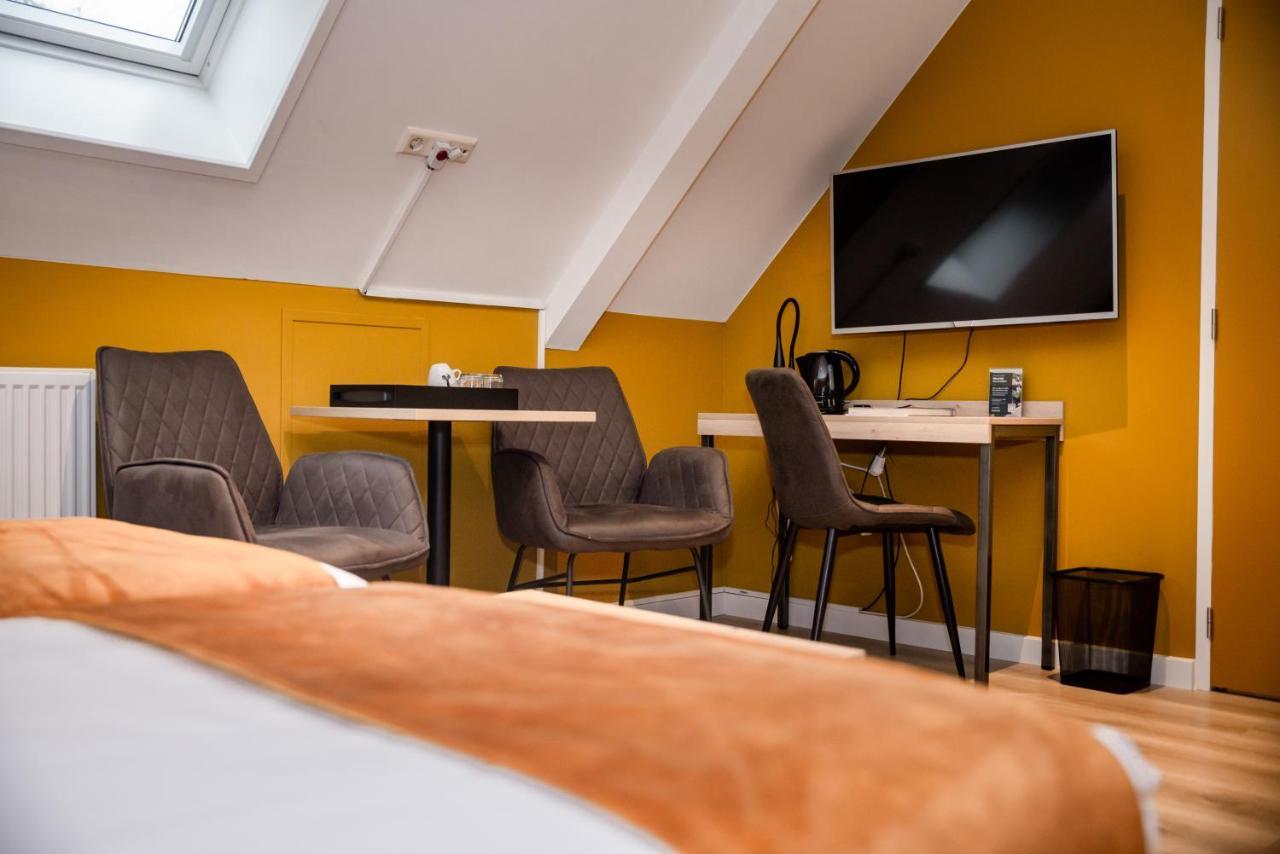 Hotel Onder De Linden Roden Dış mekan fotoğraf