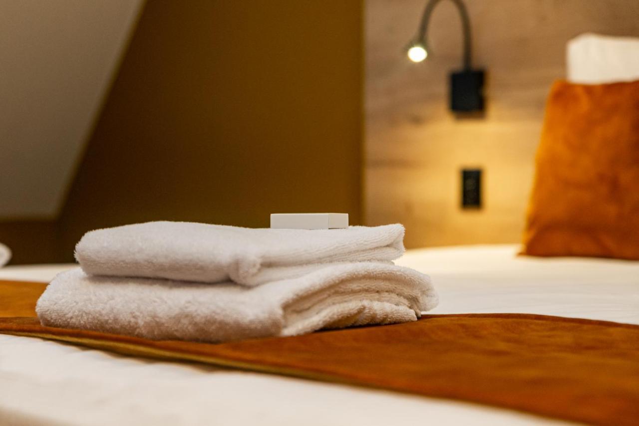 Hotel Onder De Linden Roden Dış mekan fotoğraf