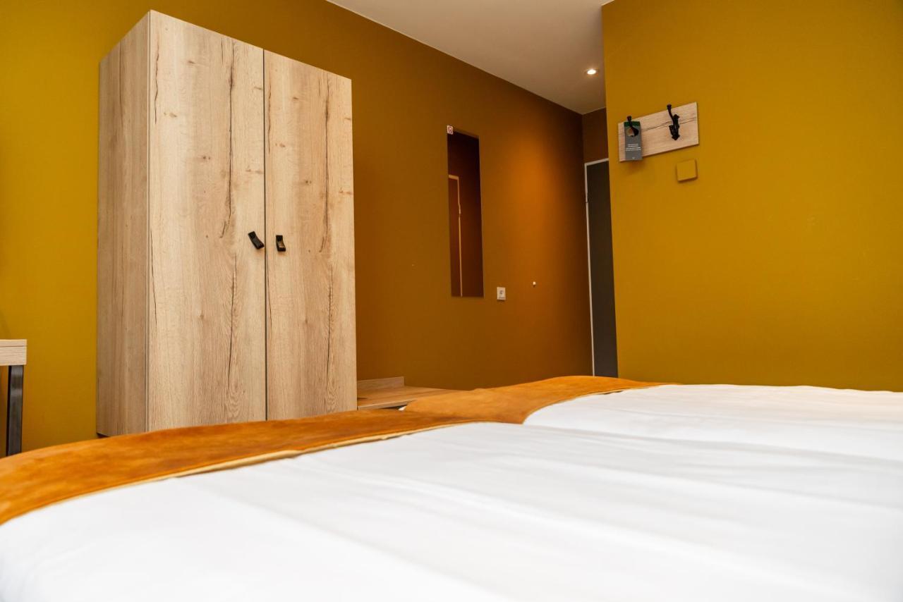 Hotel Onder De Linden Roden Dış mekan fotoğraf