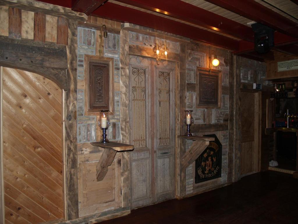 Hotel Onder De Linden Roden Dış mekan fotoğraf